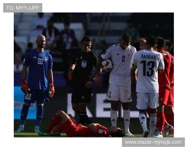 世界杯历史上首次出现乌龙球，比赛现场气氛瞬间紧张激烈引发球迷关注